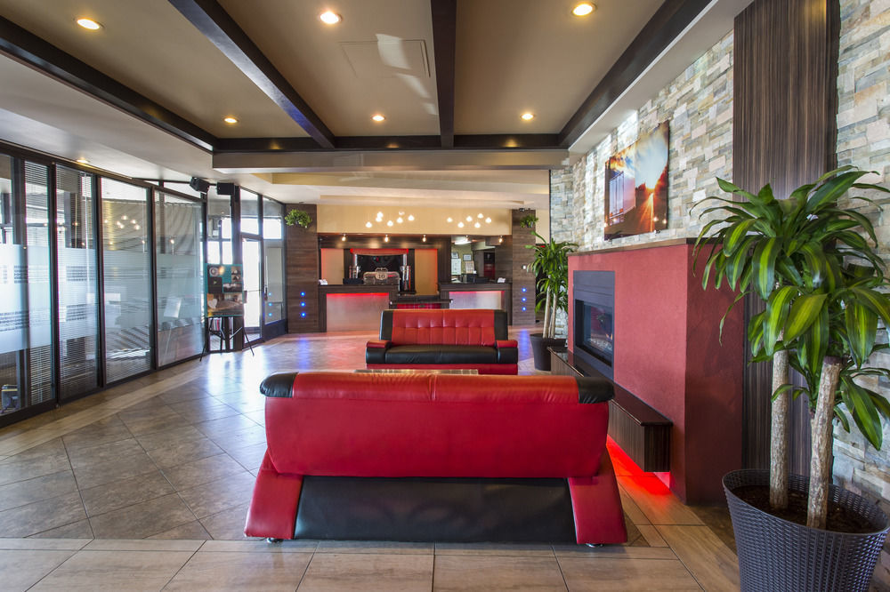 Ramada By Wyndham Edmonton Yellowhead Nw 外观 照片